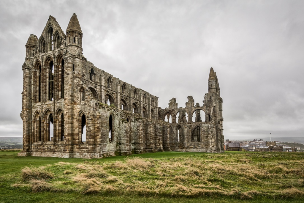 whitby-abbey-2805489_1280 1